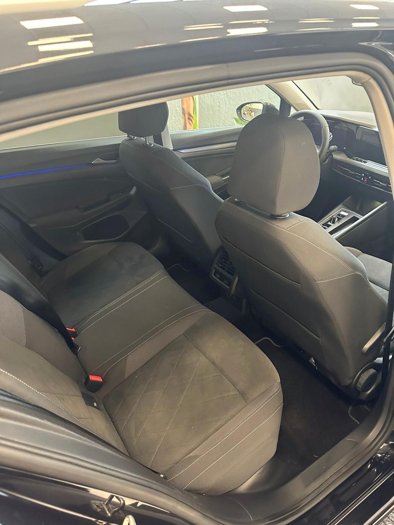 Volkswagen Golf 1.5 TGI DSG Style