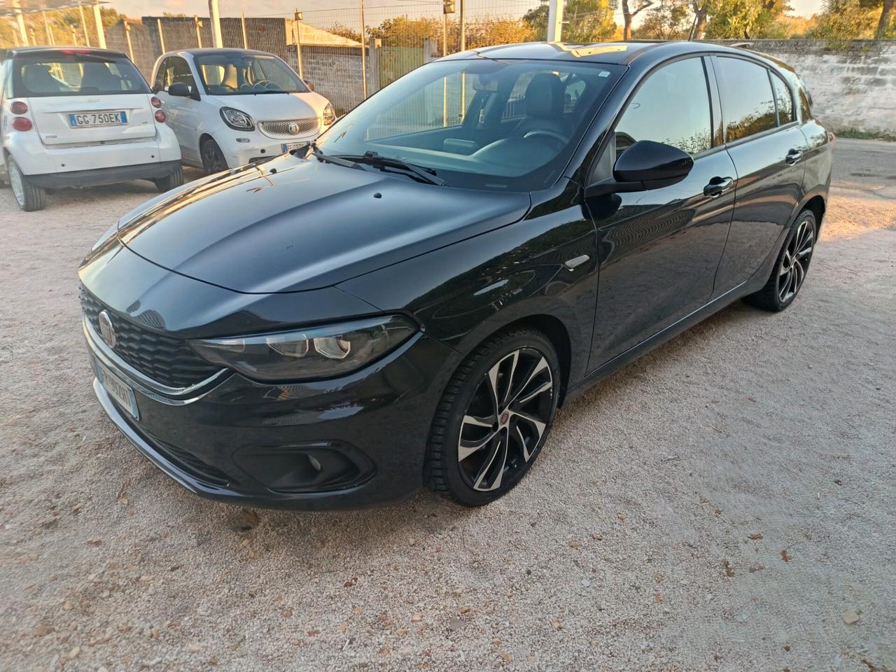 Fiat Tipo 1.6 Mjt S&S 5 porte S-Design