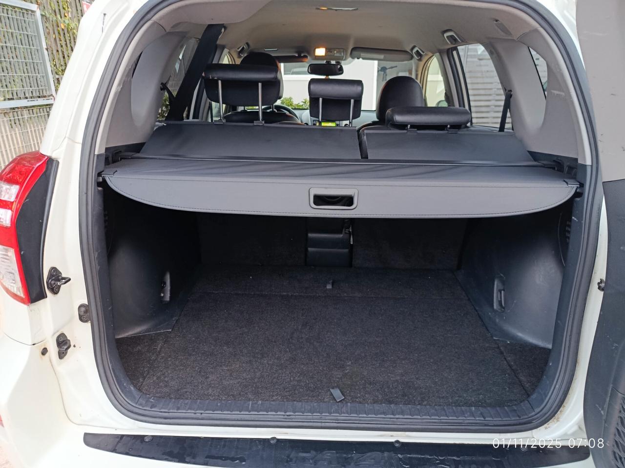 Toyota RAV 4 RAV4 Crossover 2.2 D-4D 150 CV Lounge 4wd