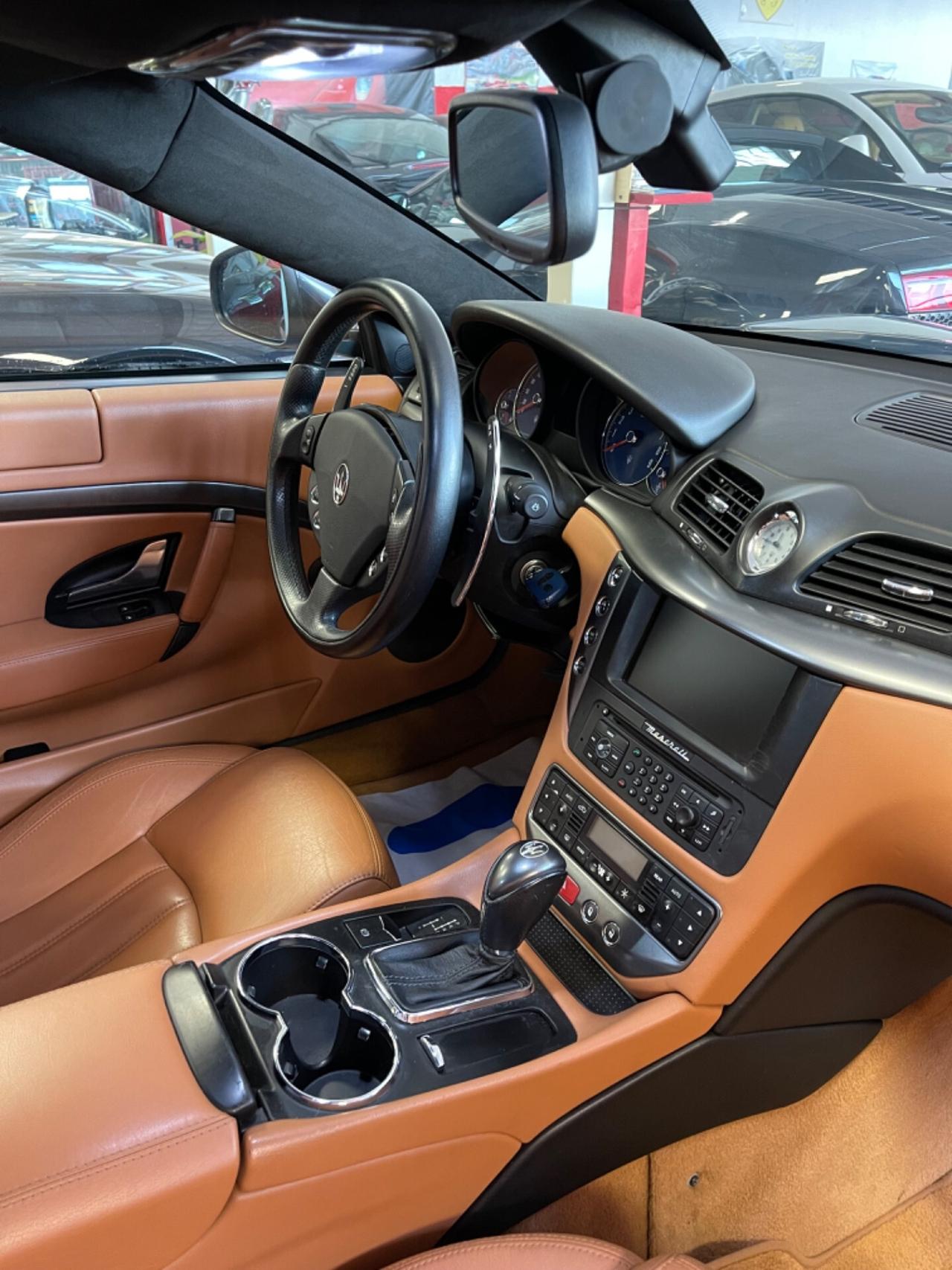 Maserati GranTurismo 4.2 V8 PERMUTE