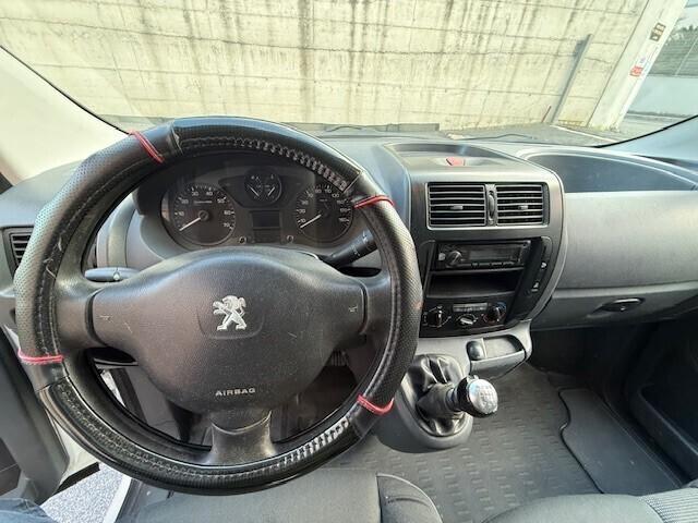 Peugeot Expert 2.0 HDi 130cv.