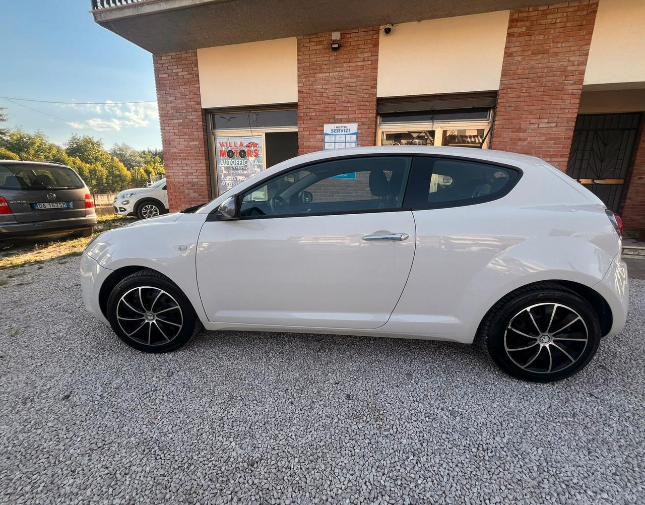 Alfa Romeo MiTo 1.3 JTDm-2 95 CV S&S Distinctive Sport Pack