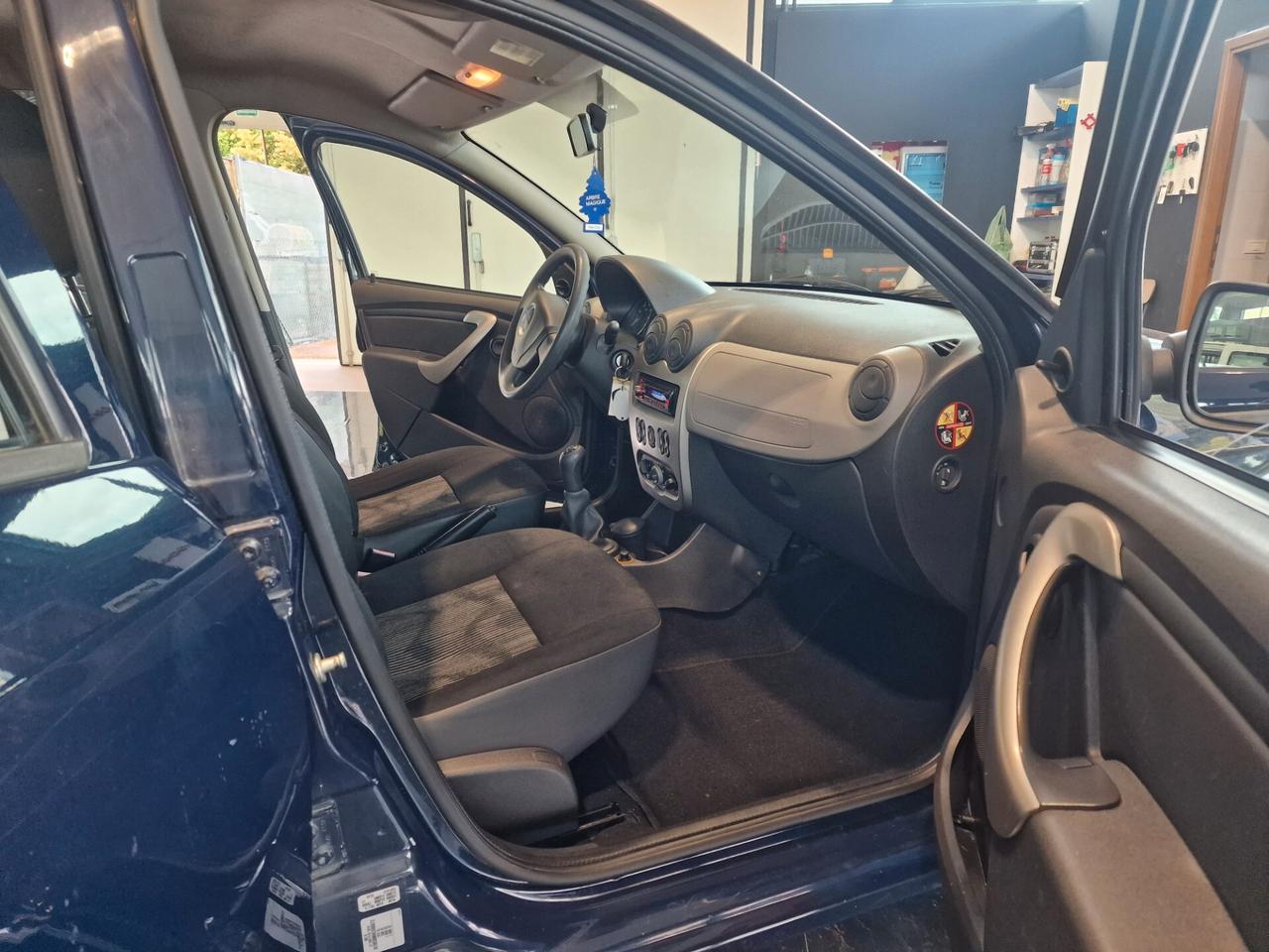 Dacia Sandero 1.2 16V Lauréate, 120 mila chilometri