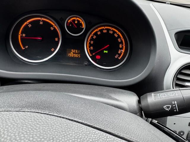 Opel Corsa 1.3 CDTI 75CV 3 porte Club-OK NEOPATENTATI