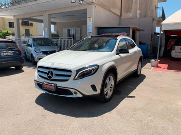 Mercedes-benz GLA 200 d Enduro Activity
