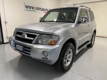 MITSUBISHI Pajero 3.2 16V DI-D 3p. GLX *ASI*GANCIO DI TRAINO*