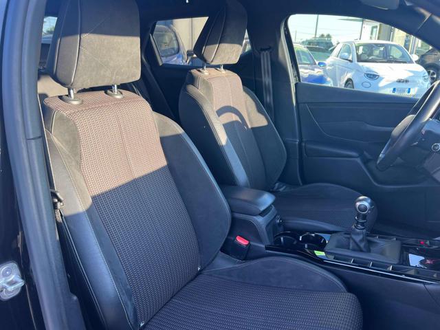 DS AUTOMOBILES DS 3 Crossback BlueHDi 100 Performance Line