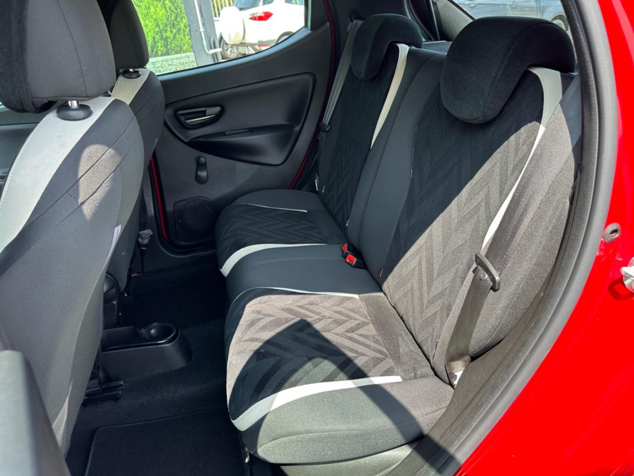 Lancia Ypsilon 1.2 Benzina 69cv Silver 2016