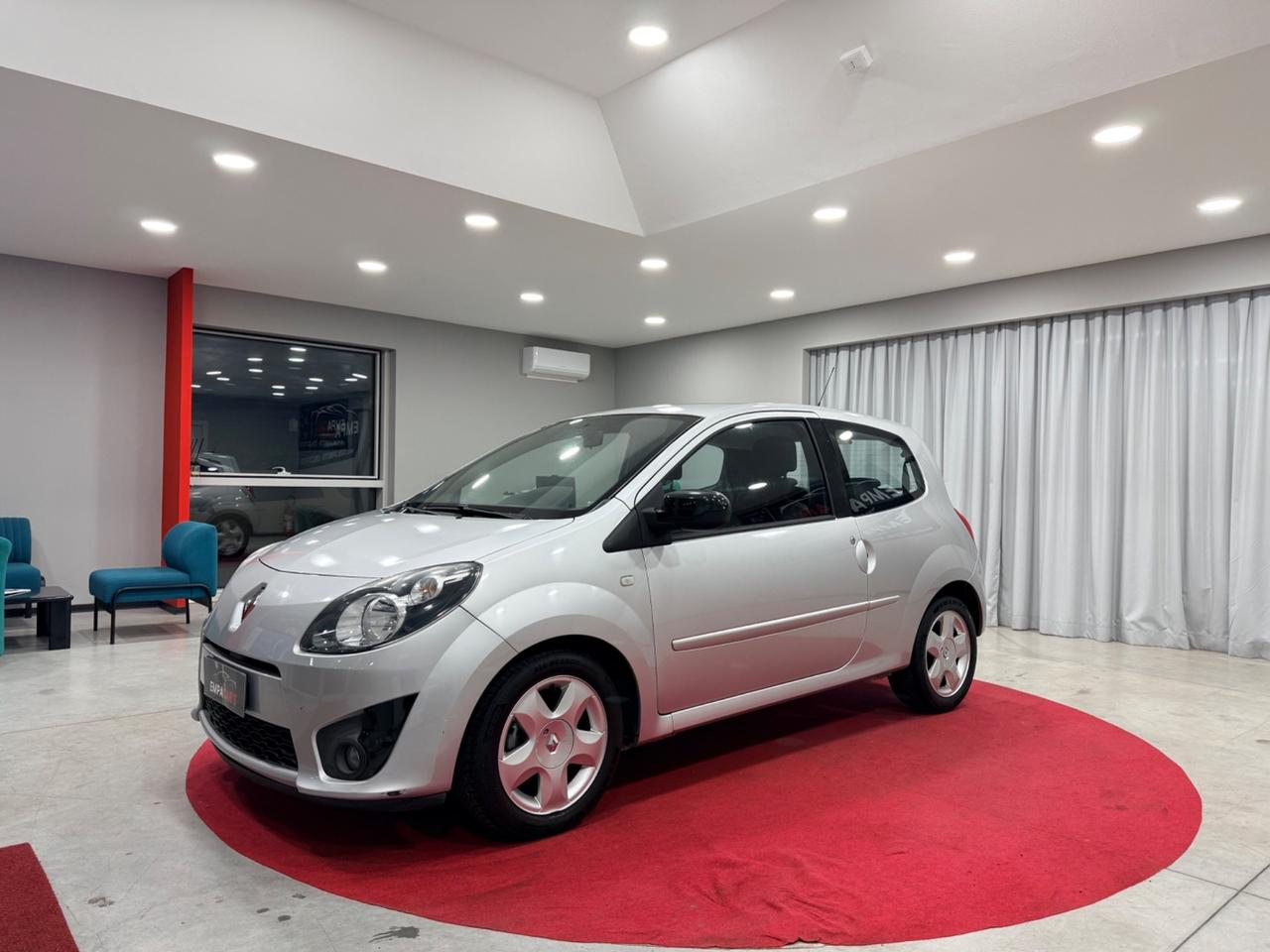 Renault Twingo 1.2 16V 75cv benzina OK NEOPATENTATI