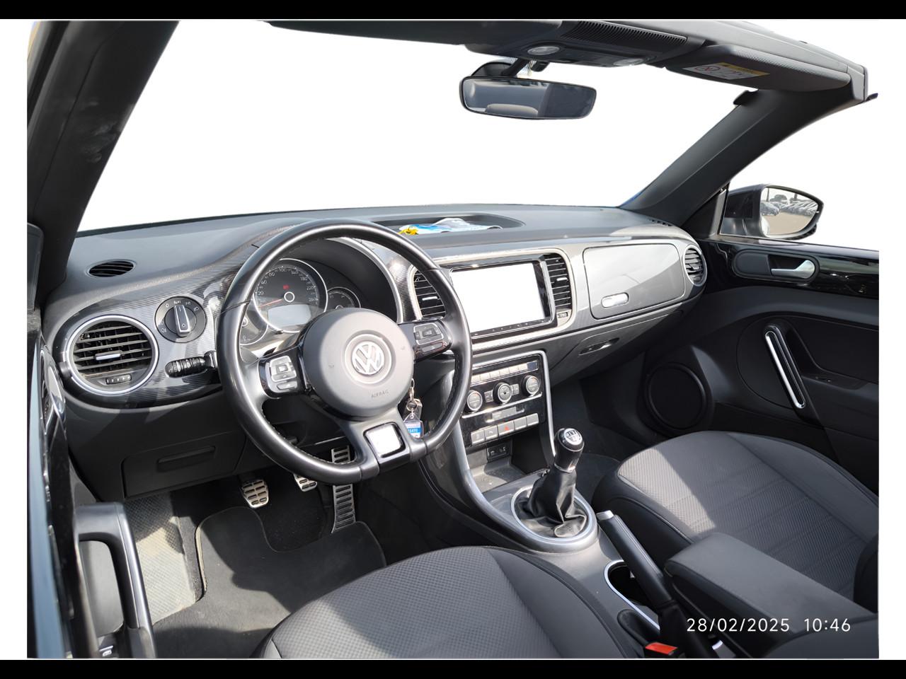 VOLKSWAGEN Maggiolino Cabrio 2.0 tdi Sport 150cv