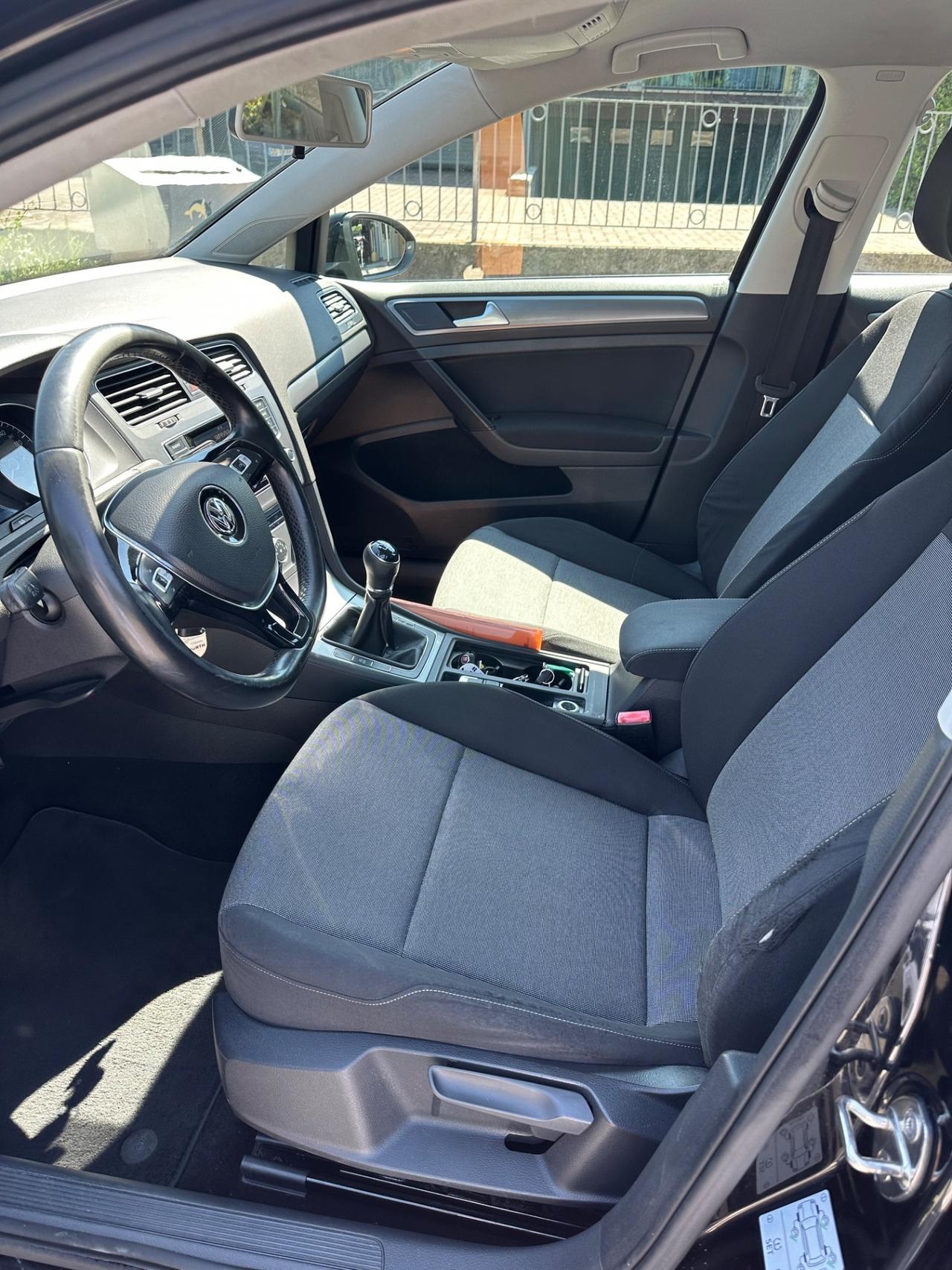 Volkswagen Golf 1.6 TDI 5p. Trendline BlueMotion Technology
