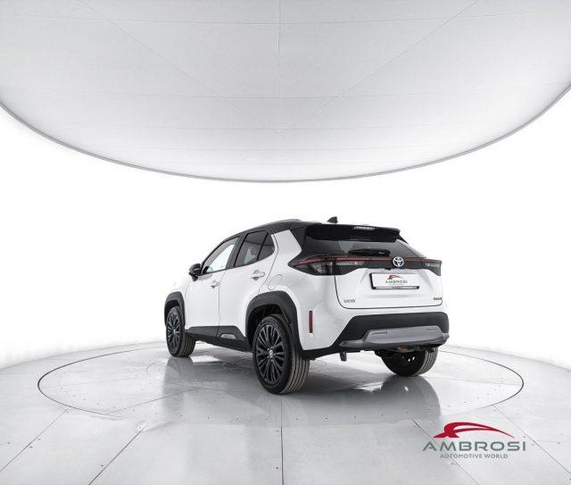 TOYOTA Yaris Cross 1.5 Hybrid 5p. E-CVT AWD-i Premiere