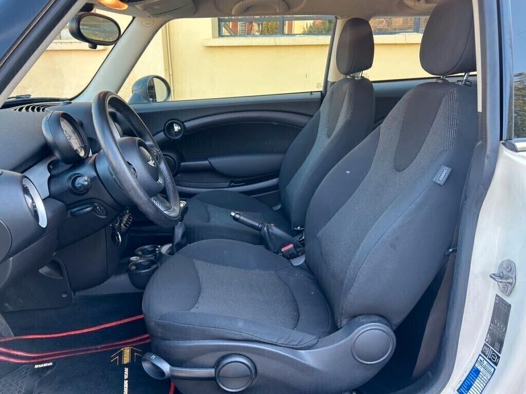 Mini Mini 1.6 16V One D ok nuo p