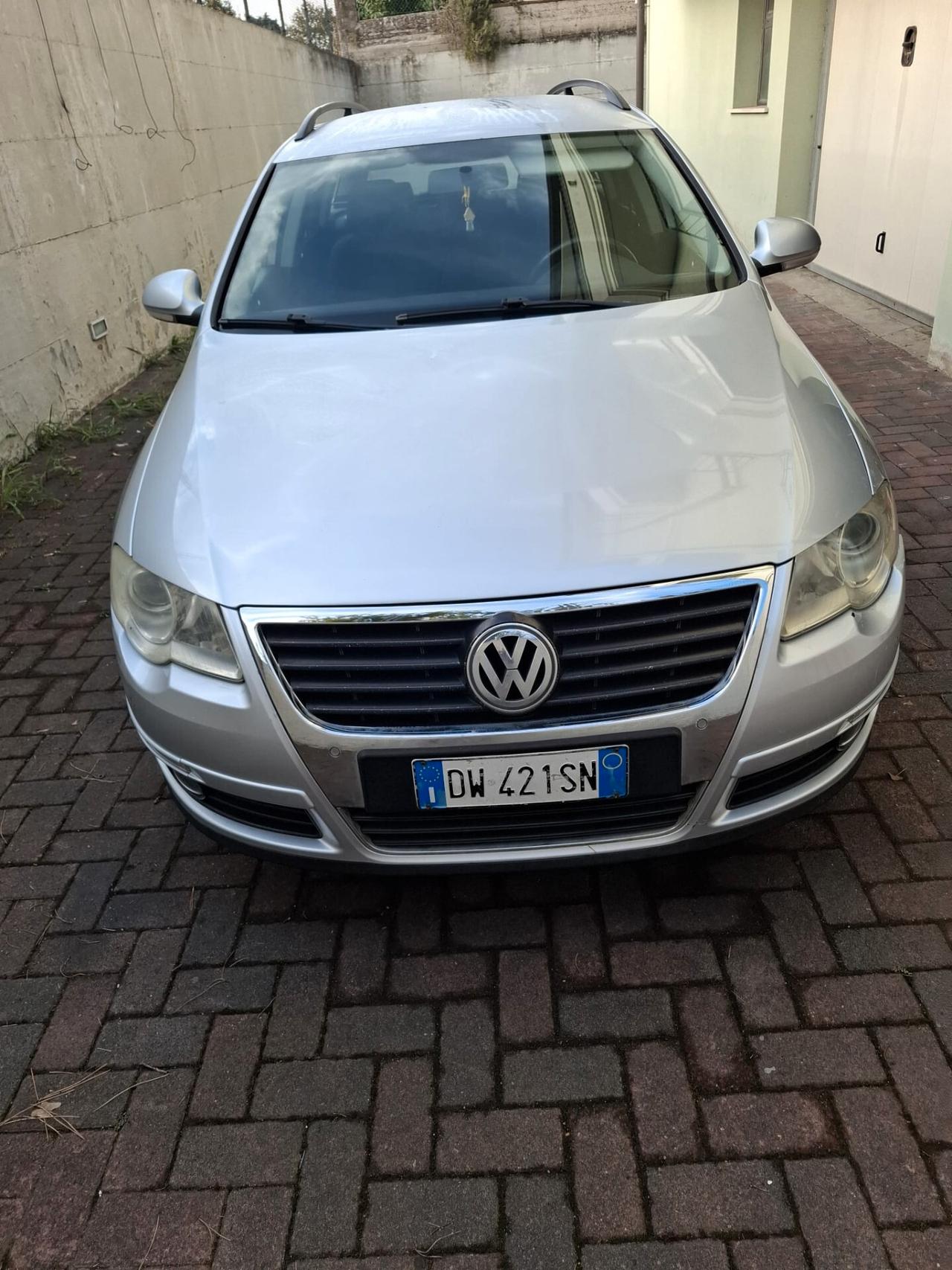 Volkswagen Passat 2.0 TDI Highline DSG Euro5