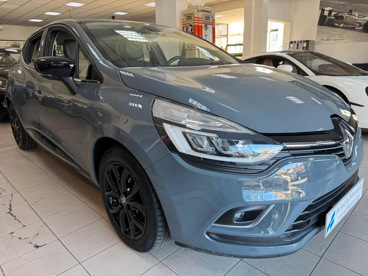 Renault Clio TCe 12V 75 CV 5 porte PARI AL NUOVO SUBITO DISPONIBILE