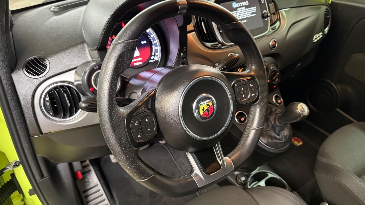 Abarth 595 1.4 Turbo T-Jet 165 CV Pista