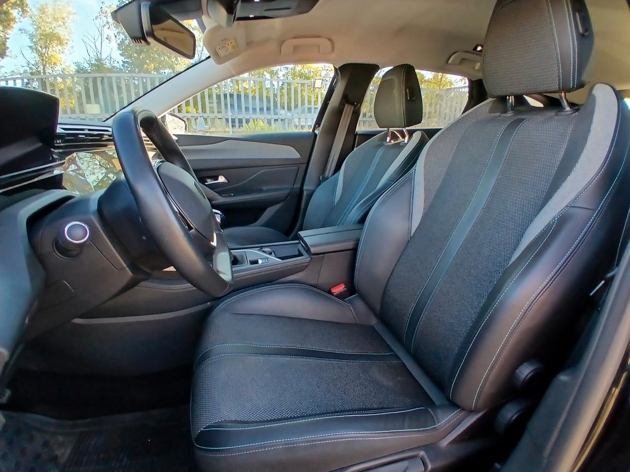 Peugeot 308 PureTech Turbo 130 S&S SW Allure