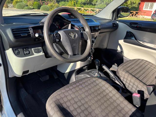 TOYOTA iQ 1.0 Lounge - UNIPRO