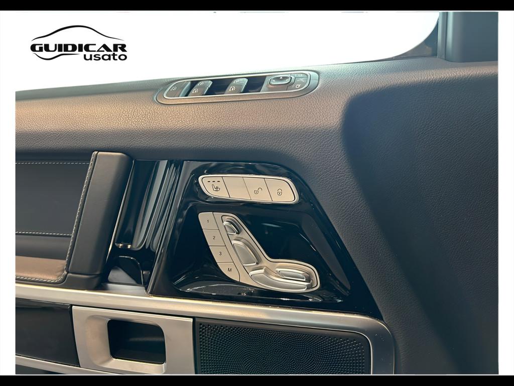 Mercedes-Benz Classe G - W463 2018 - G AMG 63 585cv auto