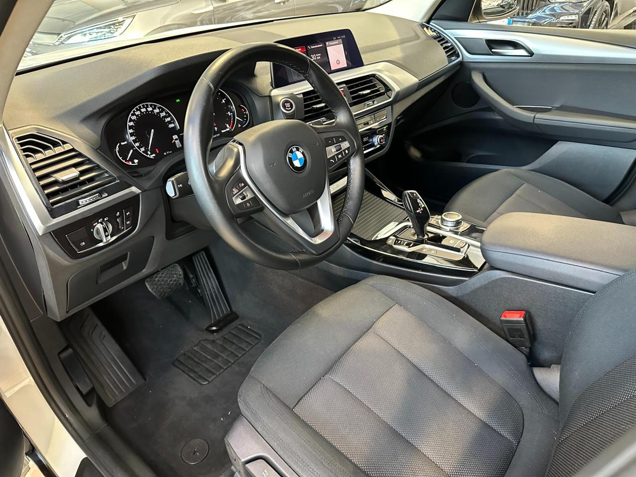 BMW X3 xdrive20d mhev 48V Business Advantage - IVA