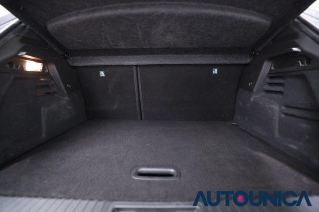 RENAULT Captur ECO-G 100 CV TECHNO FULL LED NEOPATENTATI