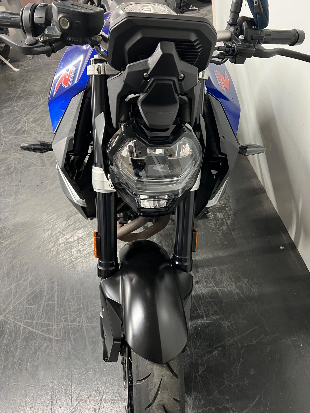 Bmw F 900 R