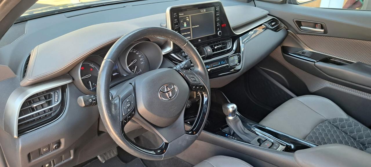 Toyota C-HR 1.8 Hybrid E-CVT Lounge