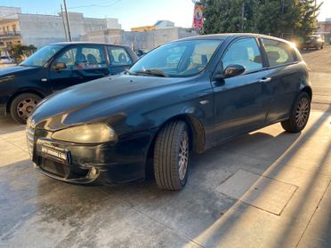 Alfa Romeo 147 1.9 JTD (115 CV) cat 5p. Distinctive