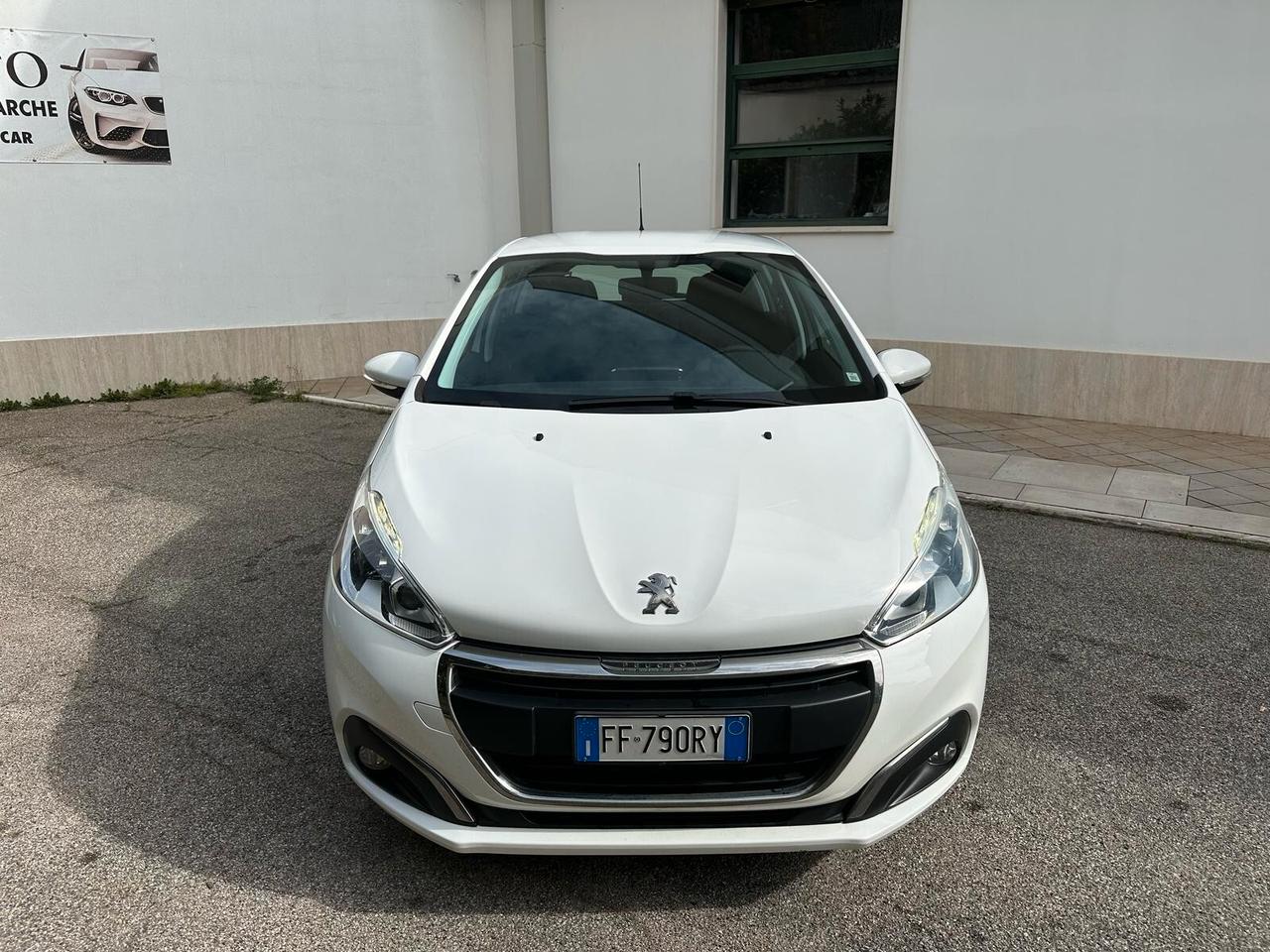 Peugeot 208 BlueHDi 75 5 porte