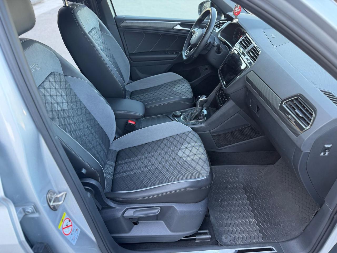 Volkswagen Tiguan R Line 2.0 TDI #11366