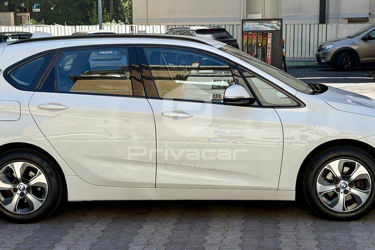 BMW 218d Active Tourer Advantage