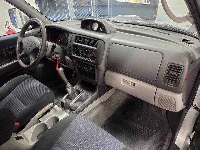 MITSUBISHI Pajero Sport 2.5 TDI cat GLS Autocarro 5 POSTI