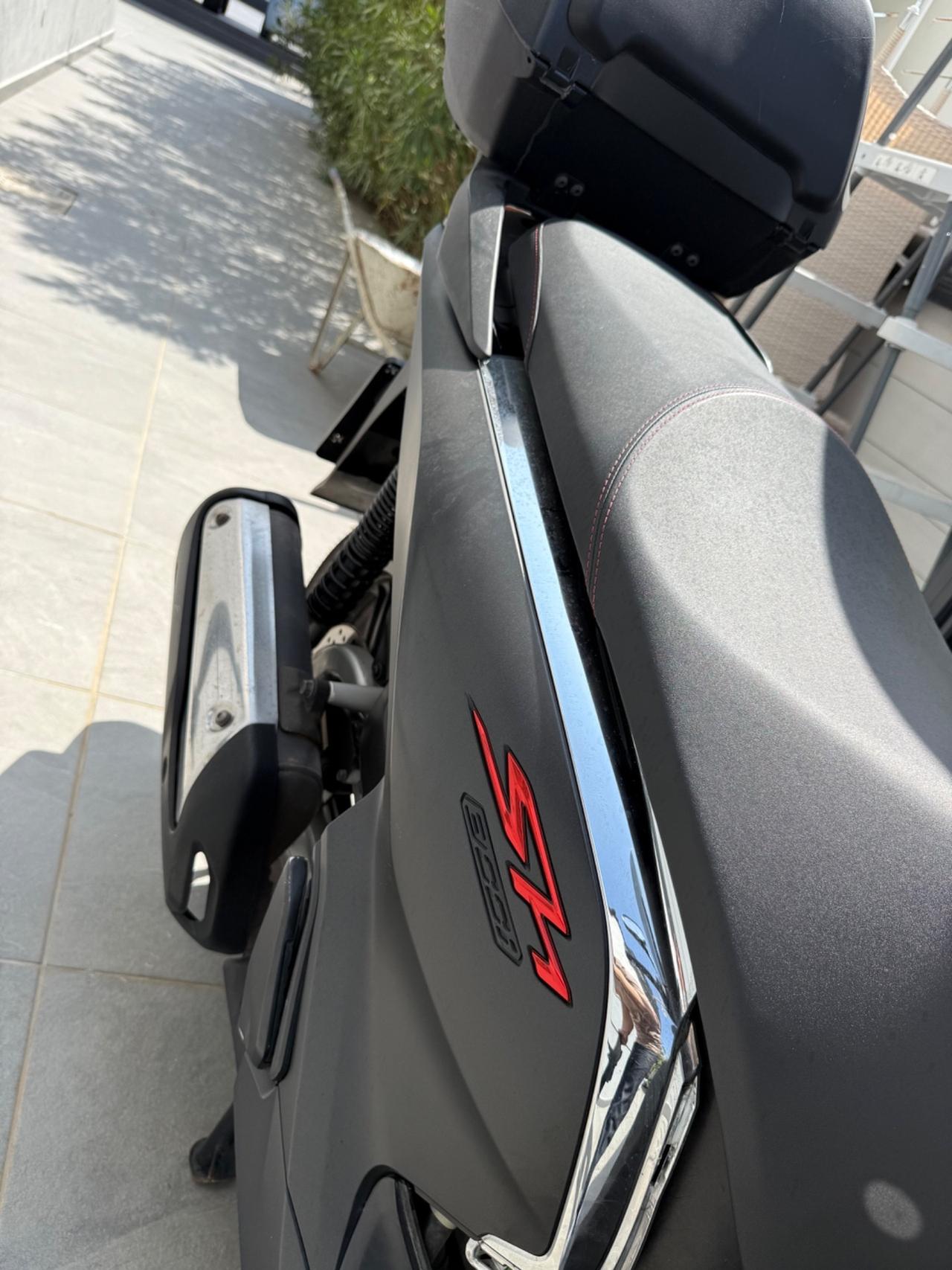 Honda SH 300 i Sport - OPACO ORIGINALE