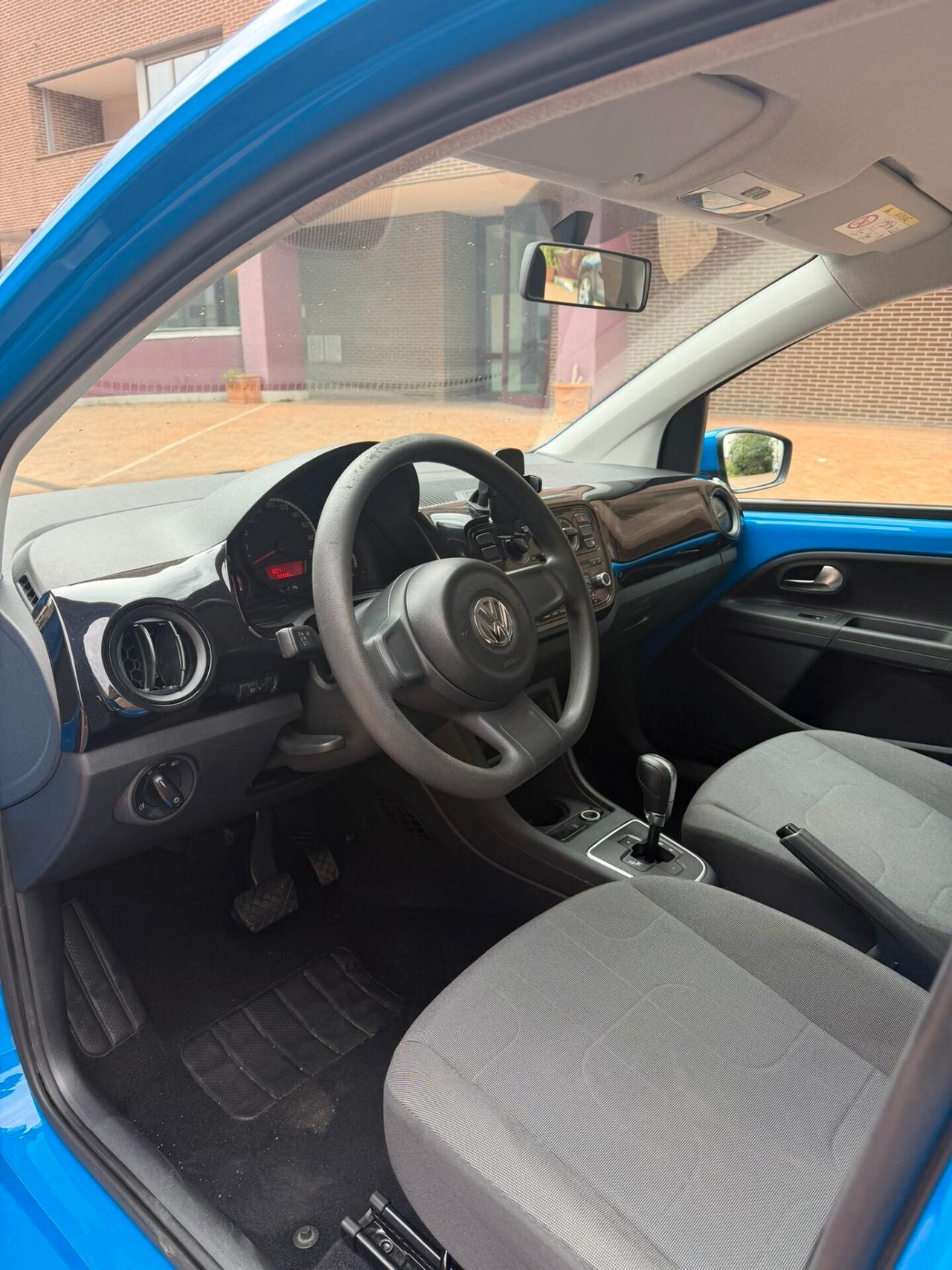 Volkswagen up! 1.0 5p. move ASG