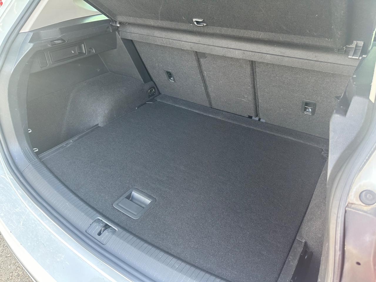 Volkswagen Tiguan 1.6 TDI 116 cavalli R-line