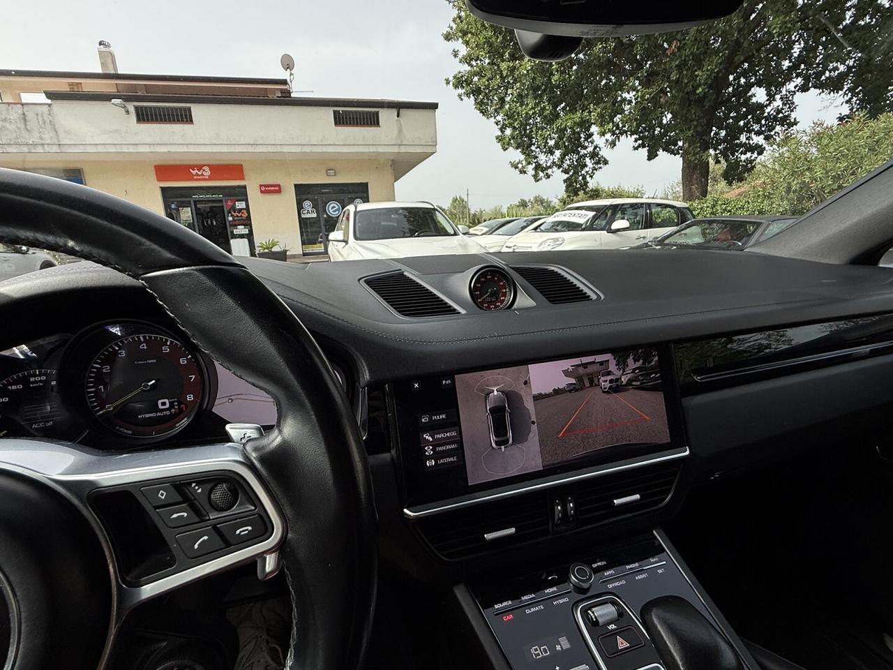 PORSCHE CAYENNE COUPE GTS SPORT CHRONO E-HYBRID