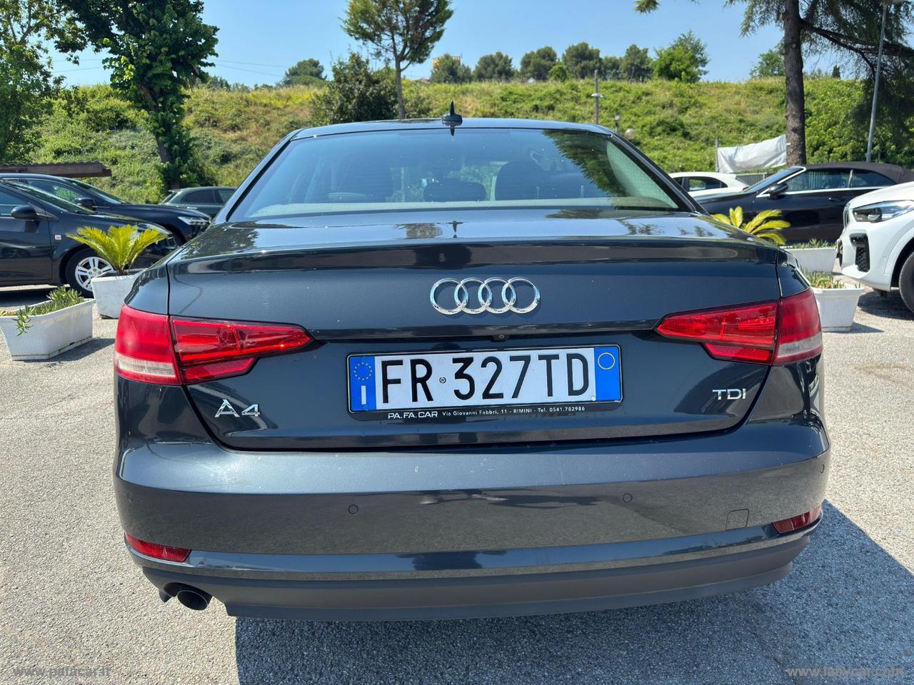 AUDI A4 2.0 TDI 150CV S tronic S line edition