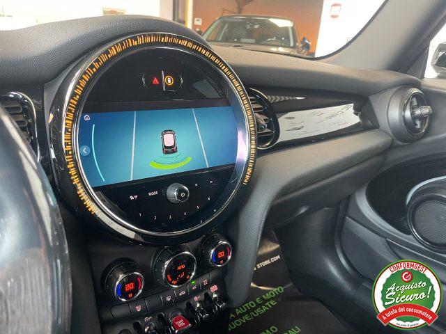 MINI Cooper 1.5 Classic *BLACK EXTERIEUR