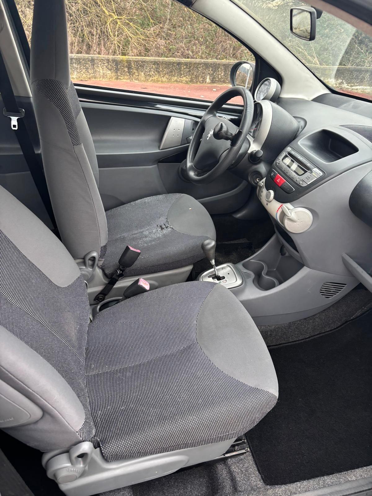 Peugeot 107 1.0 68CV 3p. Plaisir 2Tronic AUTOMATICA, NO CLIMA