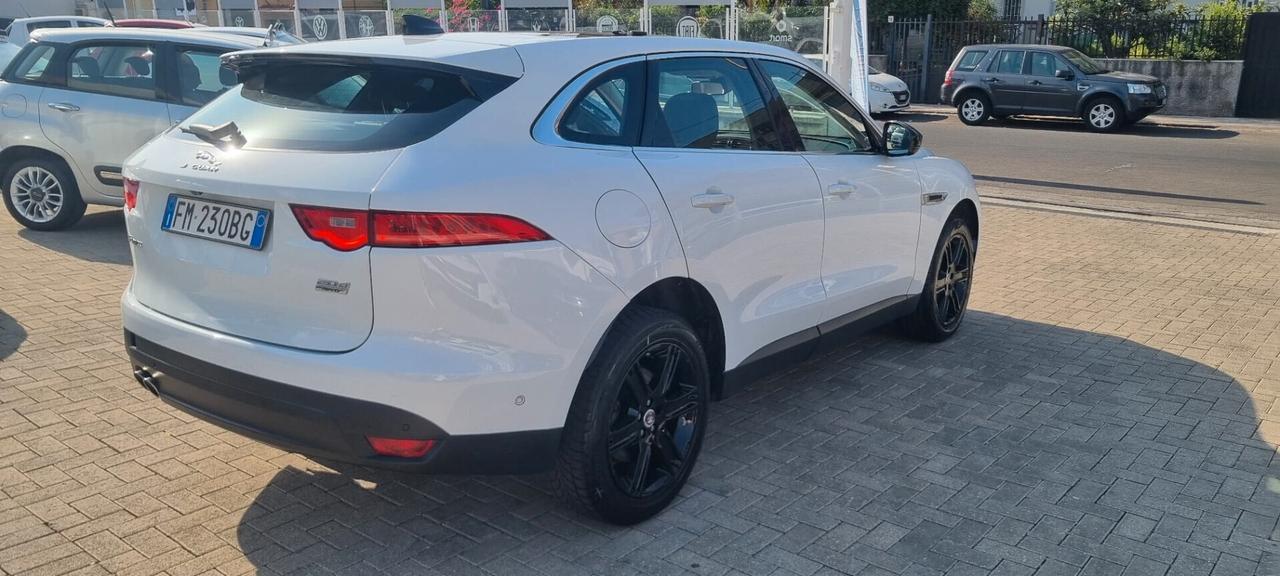 Jaguar F-Pace 2.0 D 180 CV AWD aut. Portfolio