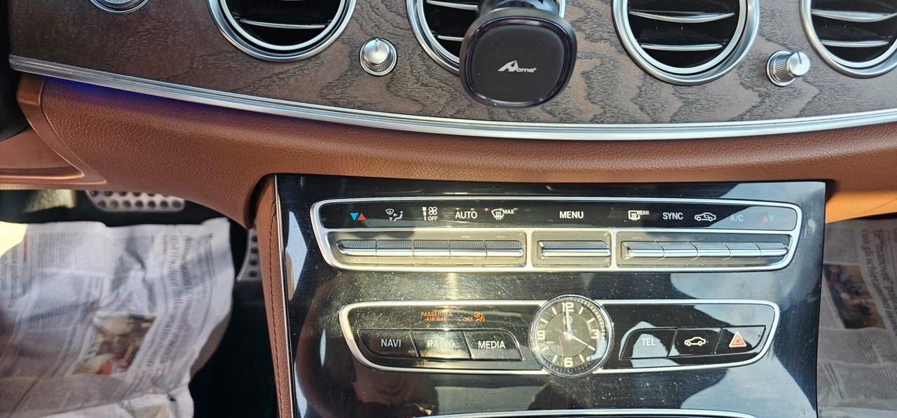 Mercedes-benz E 220 200 d Auto AMG Line