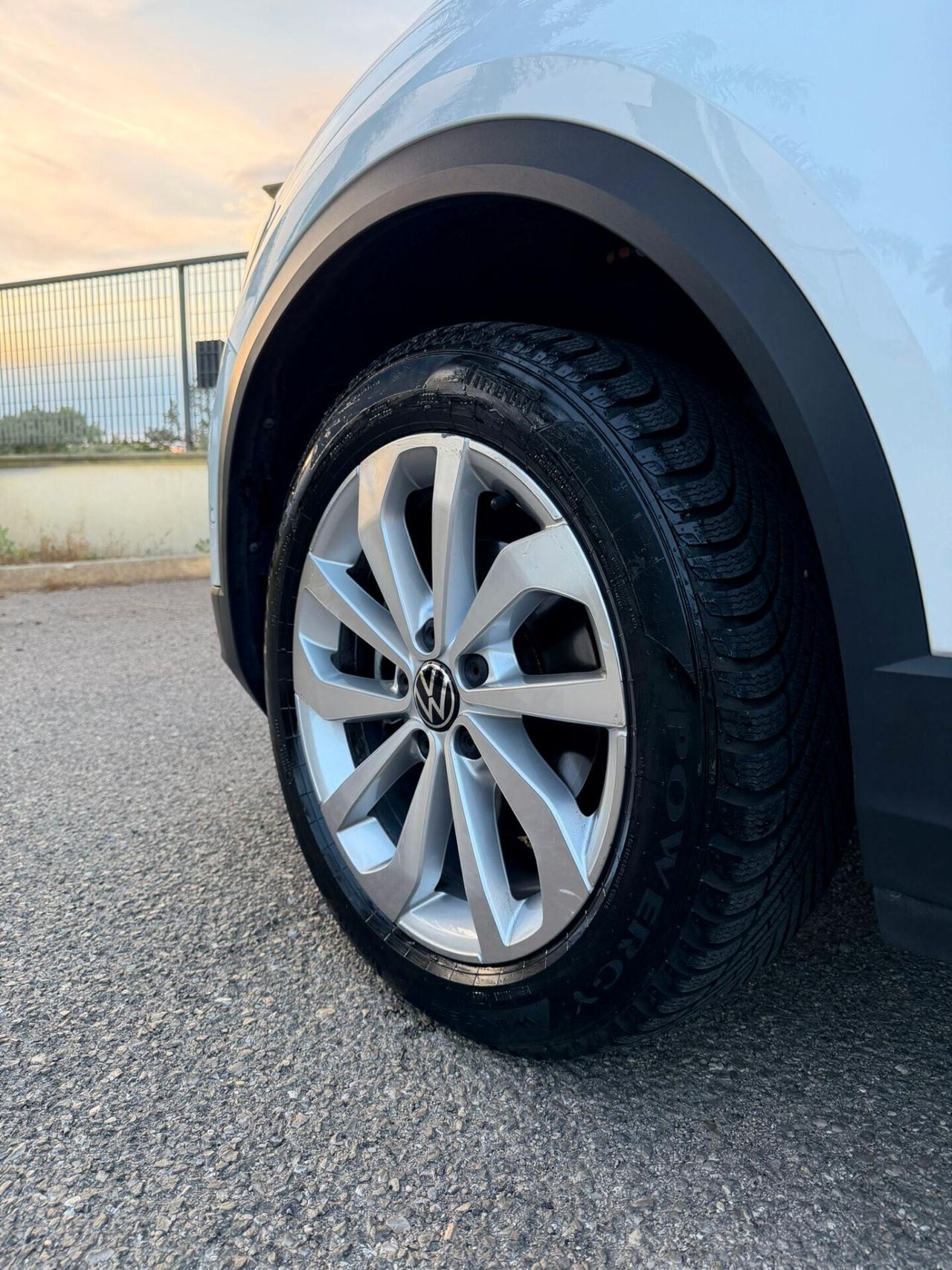 Volkswagen T-Roc 2.0 TDI SCR Style Virtual/Led