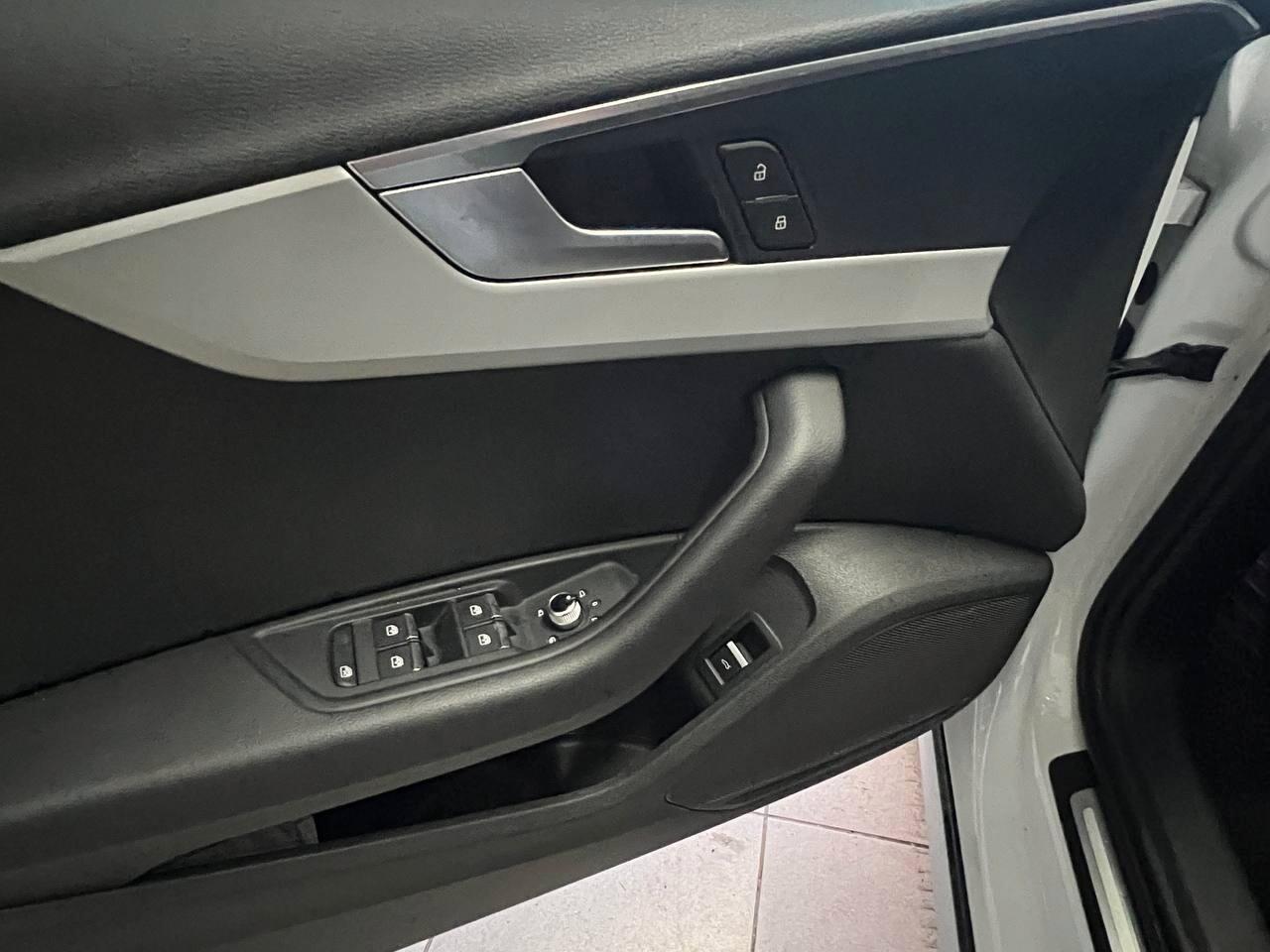 Audi A4 allroad 40 TDI 204 CV S tronic Identity Contrast