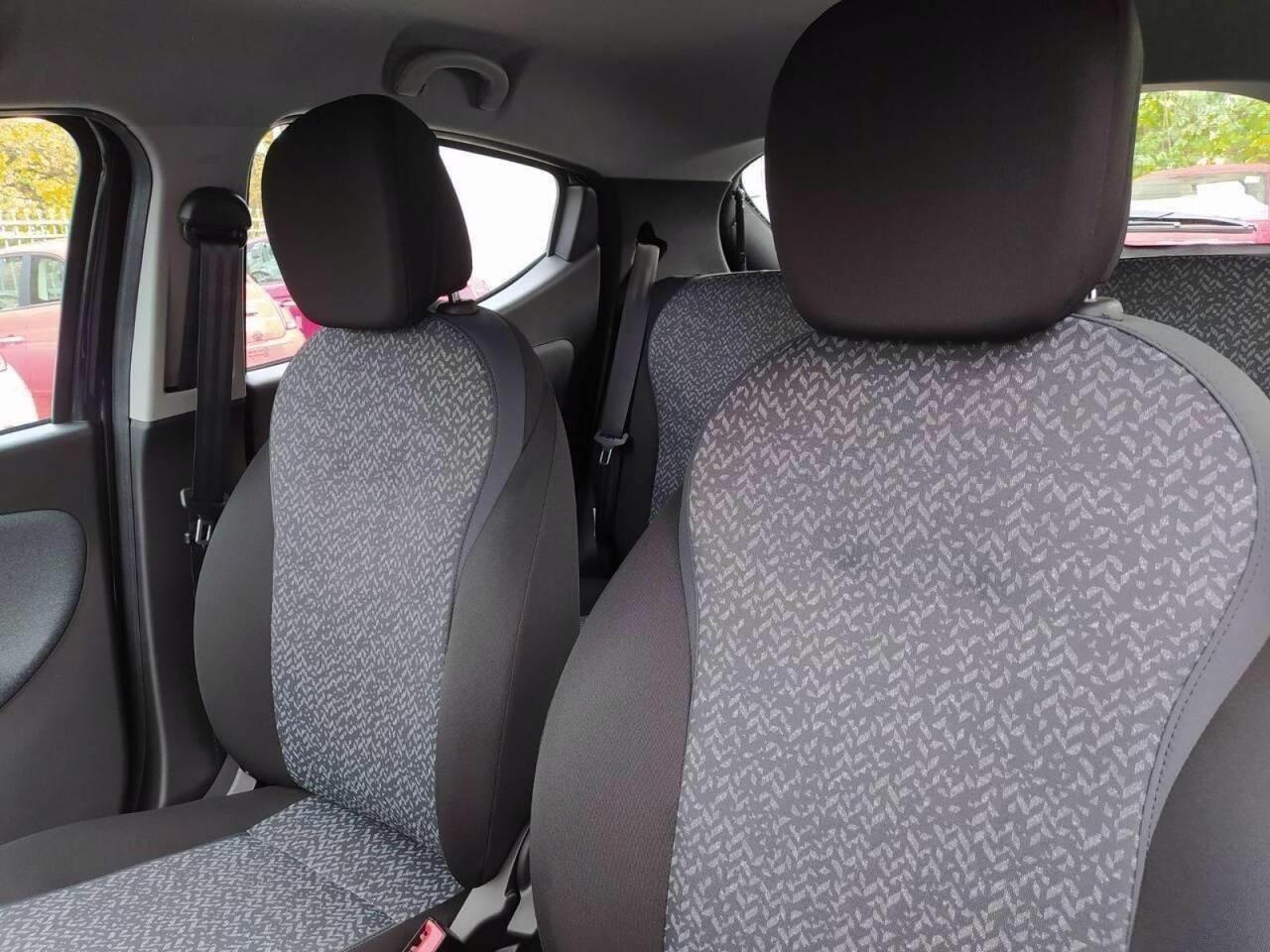 LANCIA Ypsilon III 2021 - Ypsilon 1.0 firefly hybrid Silver s&s 70c