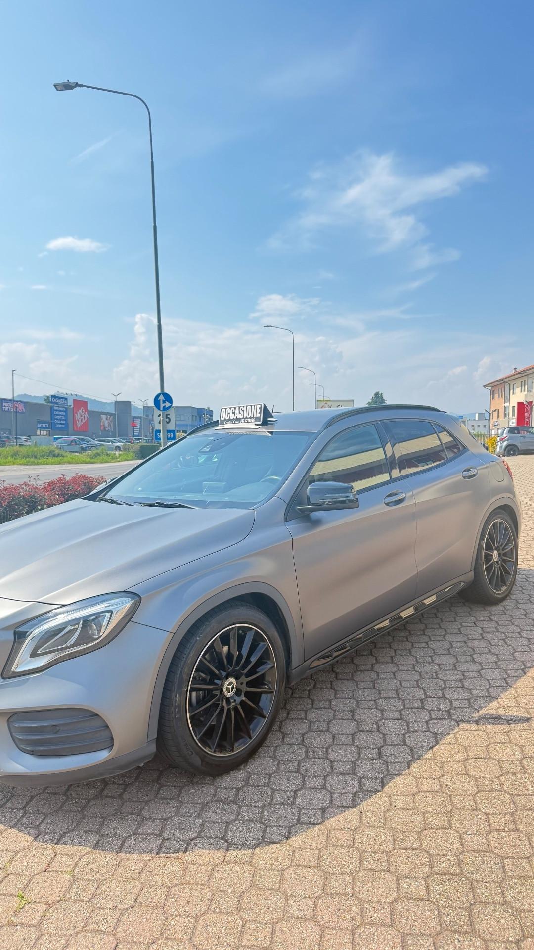 MERCEDES GLA 250 ALLESTIMENTO AMG 4MATIC