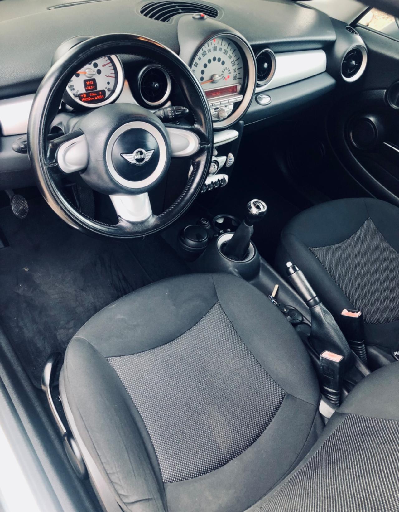 Mini 1.6 16V One Abbey Road D