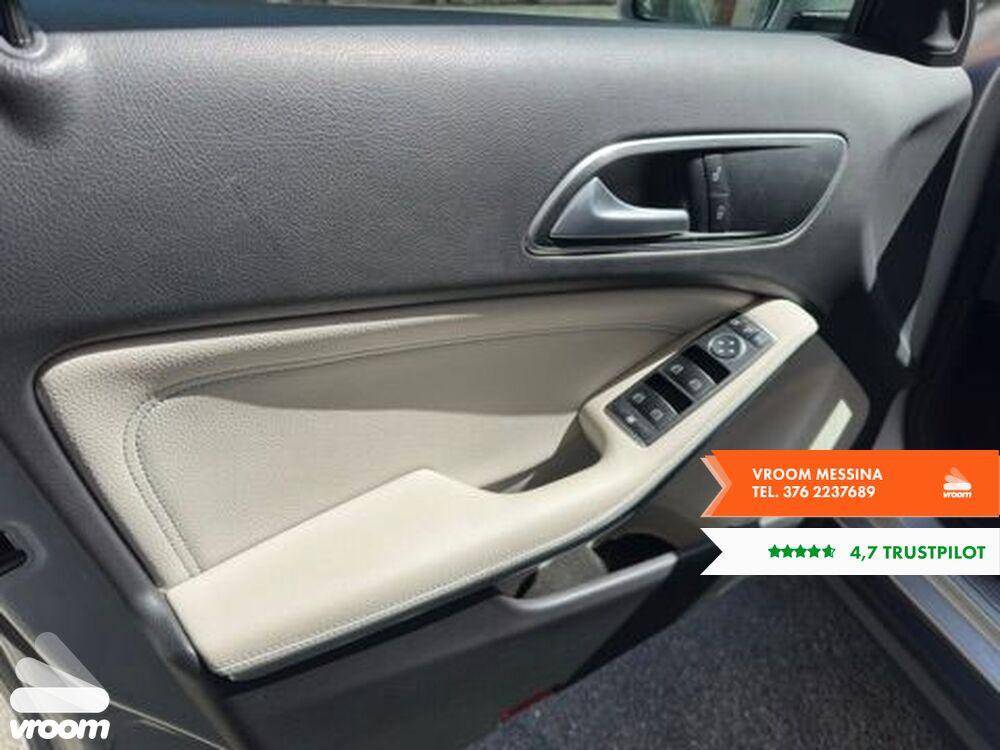 MERCEDES GLA (X156) GLA 200 CDI Automatic Sport
