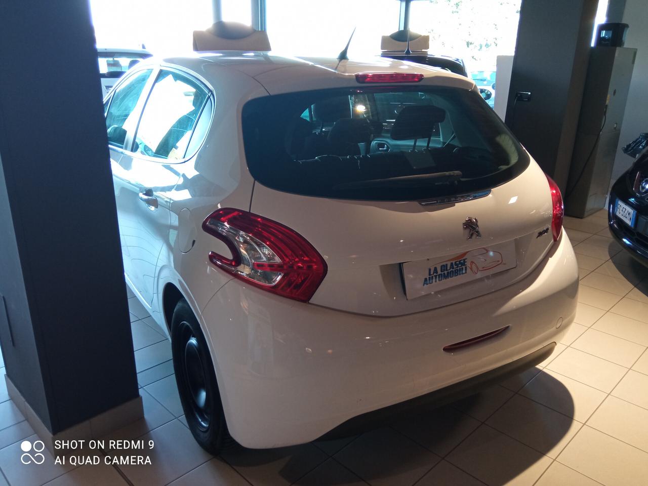 Peugeot 208 1.4 HDi 68 CV 5 porte Allure NEOPATENTATI