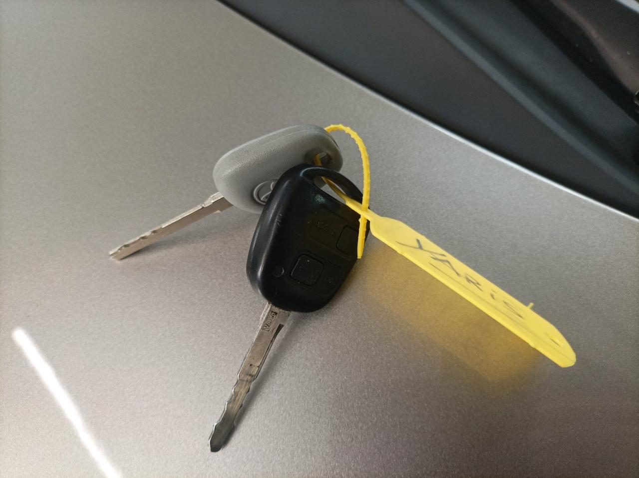 Toyota Yaris 1.0i 16V cat 5 porte Sol B.E.L.L.A!!