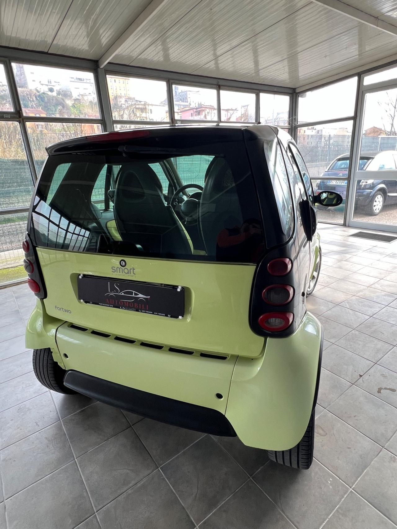 Smart ForTwo 700 coupé pulse (45 kW) neopatentati